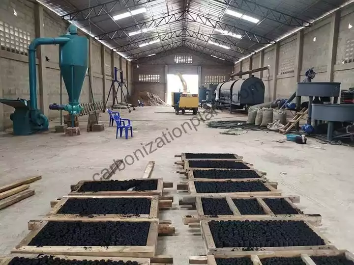 planta de fabricación de carbón vegetal en Uganda1 1