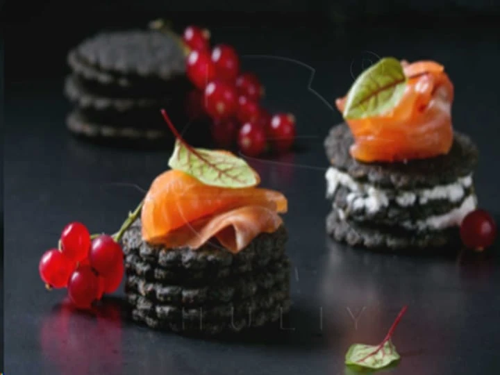 bamboo charcoal biscuits